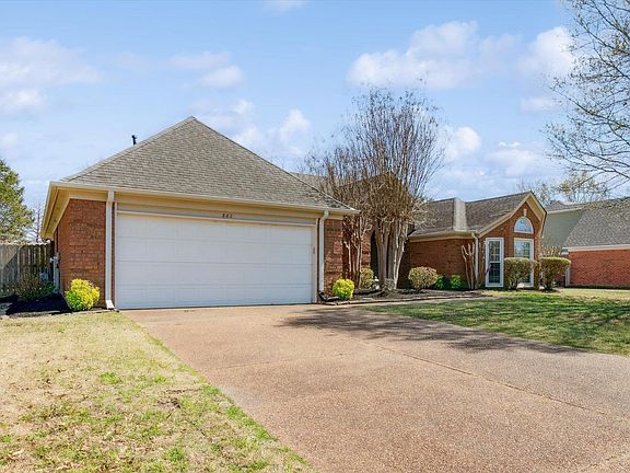3rd image of 882 Cairn Creek Dr