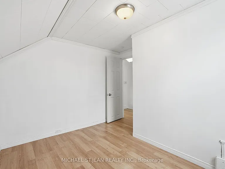 20 York St — Photo 31