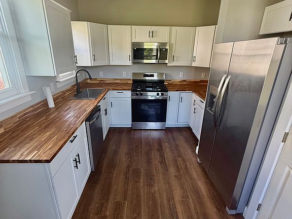3rd image of 2347 Eoff St #1