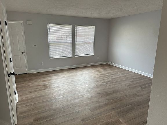 2nd image of 2103 Sari Lynn Ct