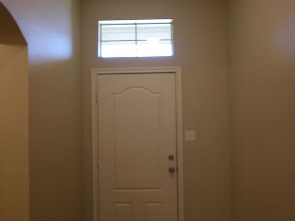 3rd image of 19993 Meadow West Ln