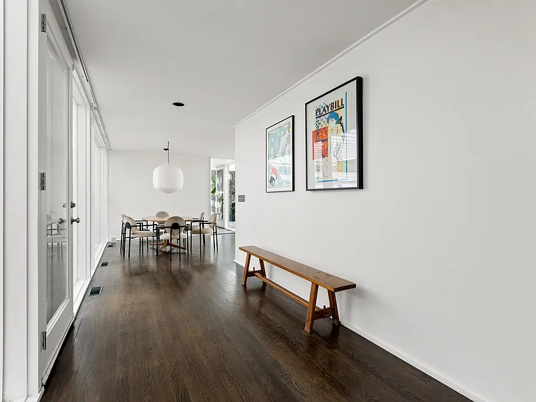 26 Chalburn Rd — Photo 2
