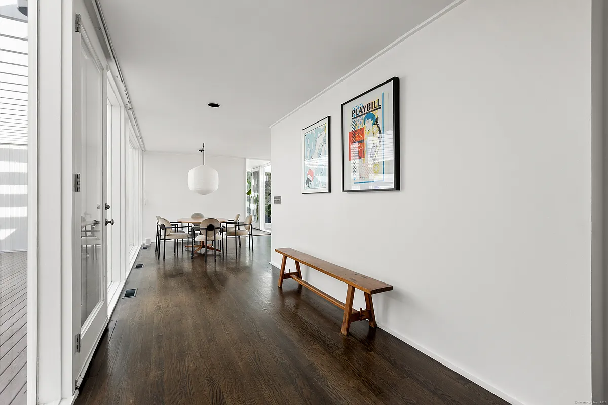 Building Photo - 26 Chalburn Rd