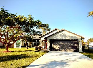 1137 SW Bellevue Ave, Port Saint Lucie, FL 34953