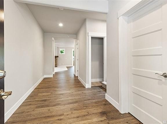 3rd image of 12217 115th Avenue Ct E