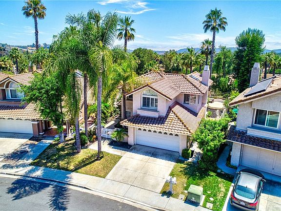 3rd image of 24372 Patricia St