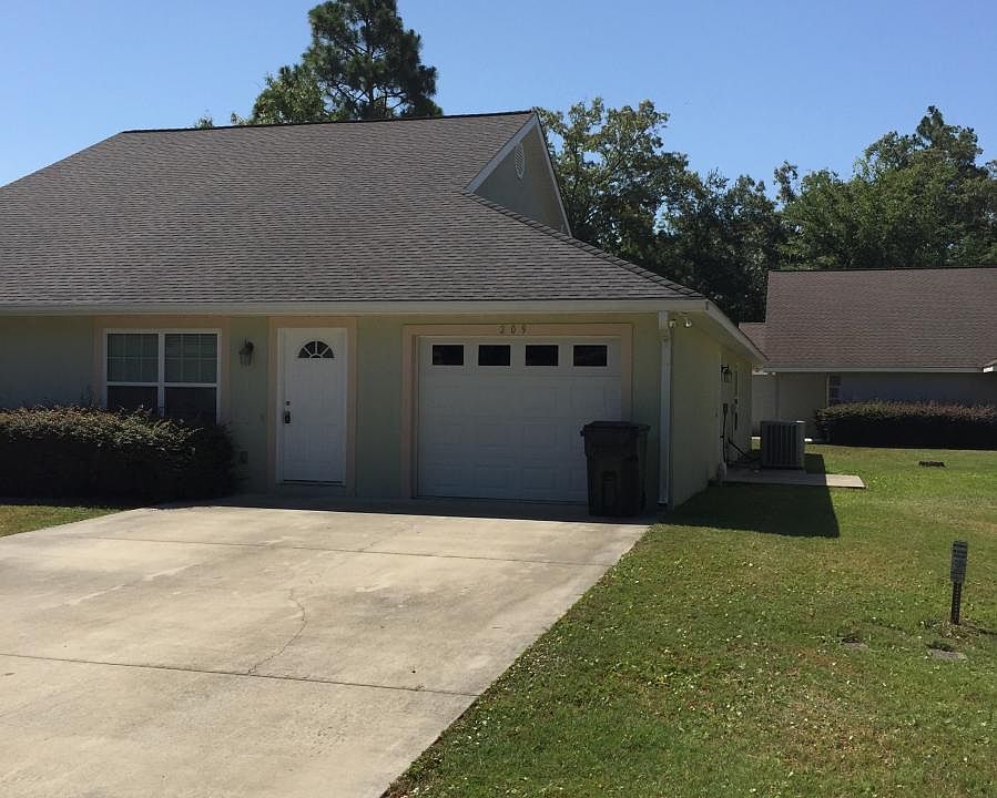 1st image of 209 Sweet Gum Dr