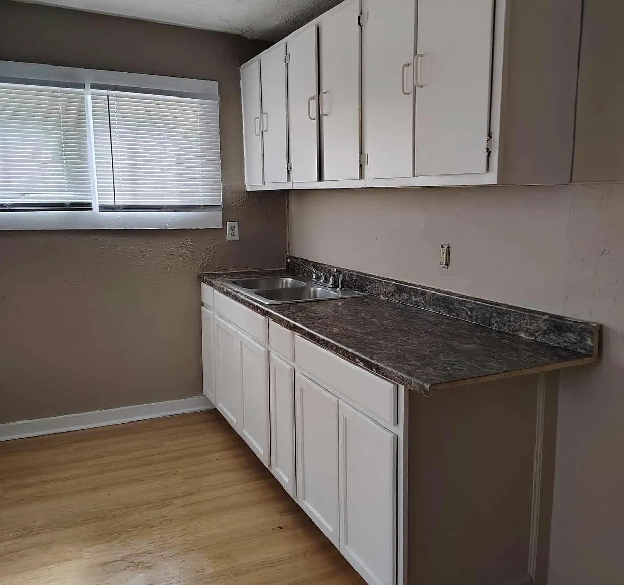 3283 N Ralston Ave - 1 — Photo 2