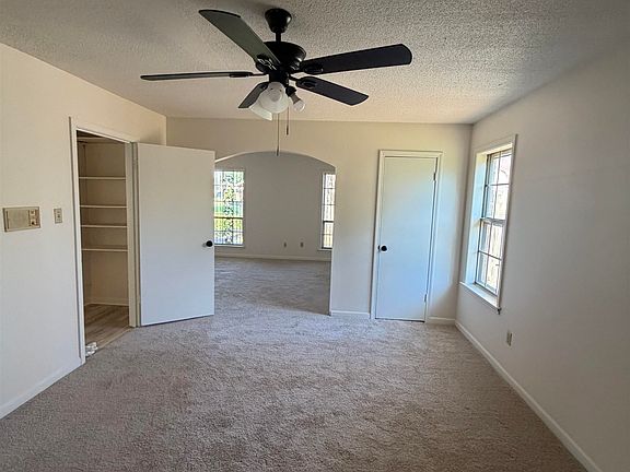 3rd image of 5020 Gardenwood Dr