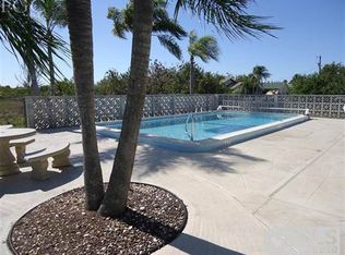 621 SE 15th St APT 207, Cape Coral, FL 33990