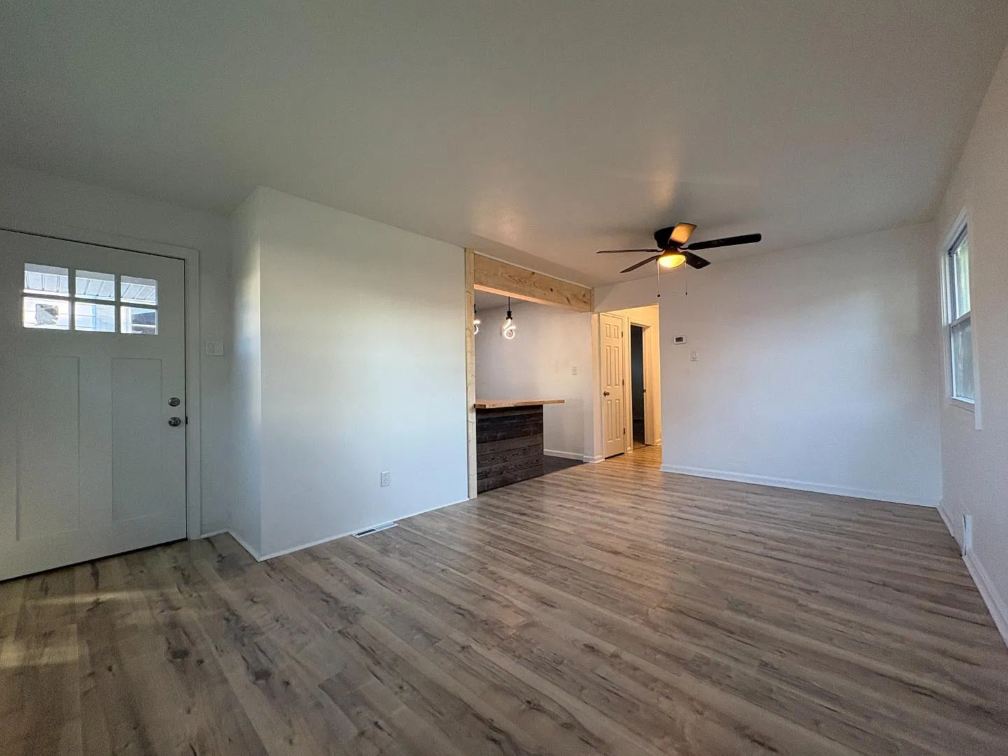 72 2nd Ave — Photo 3