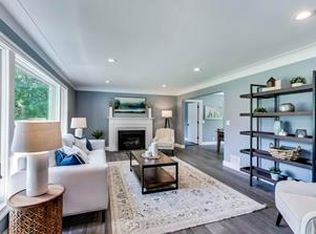 408 Blake Rd S, Edina, MN 55343