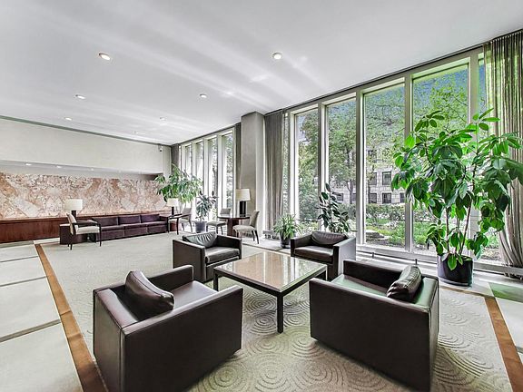 4th image of 3550 N Lake Shore Dr APT 519