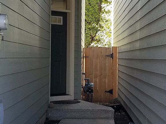 2nd image of 2506 NE 130th Ave