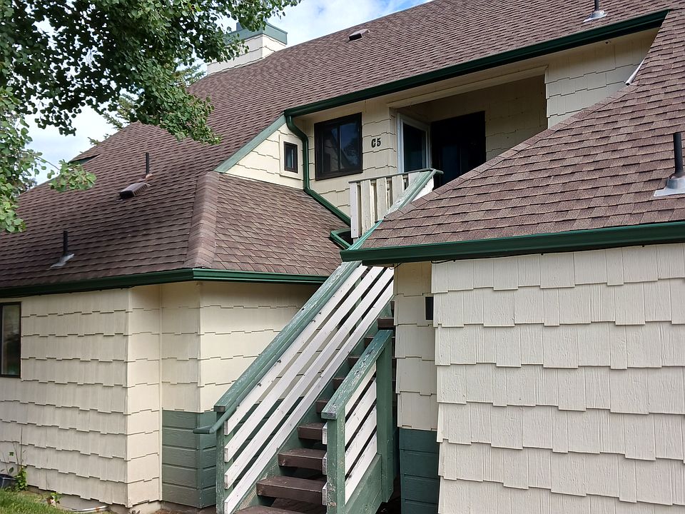 1st image of 1010 S Saint Vrain Ave Unit C5