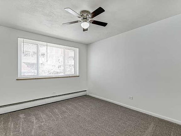 4th image of 833 E Ellsworth Ave APT 302