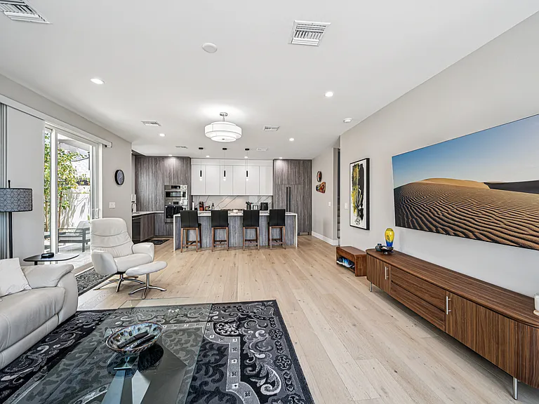 2130 E Turney Ave #3 — Photo 5