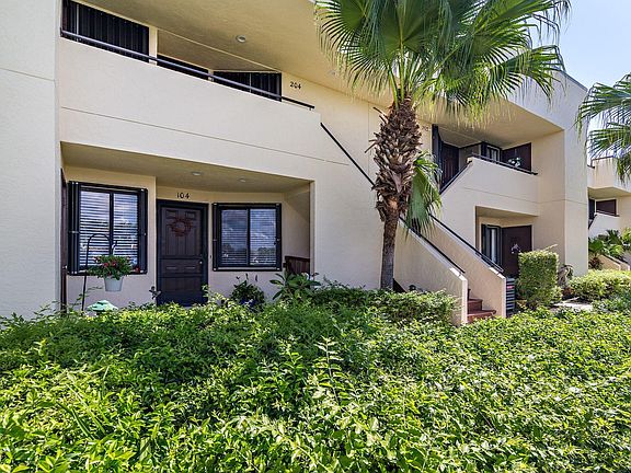 3rd image of 6981 SE Constitution Blvd APT 104