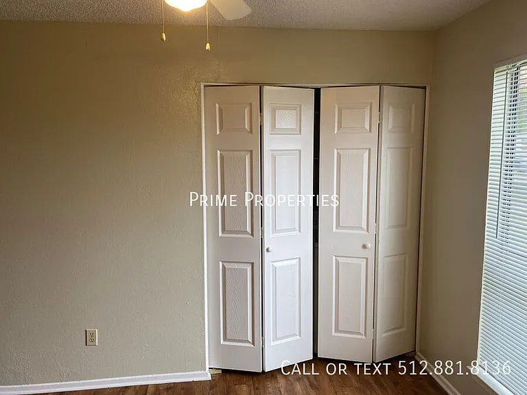 11300 Nicole Cv #B — Photo 7