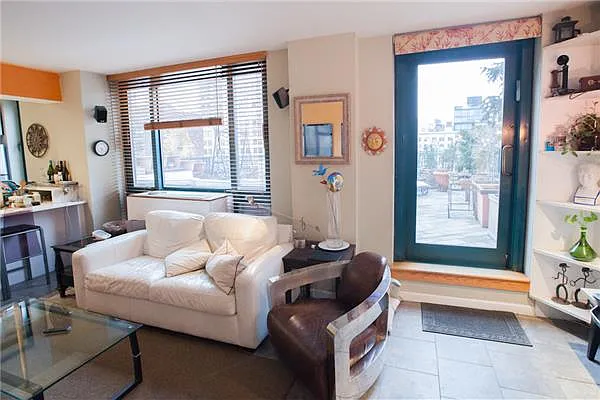 Rented by Hudson Real Estate International LLC | media 4