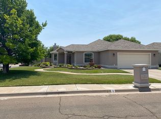 1 Jemez Ct, Roswell, NM 88201