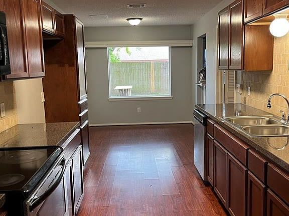 4th image of 17715 Wild Willow Ln