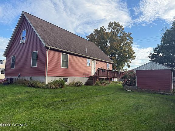 2nd image of 435 Colley St