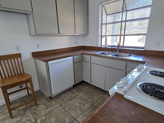 2nd image of 10020 Biscanewoods Way