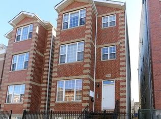 2029 W Superior St APT 2, Chicago, IL 60612
