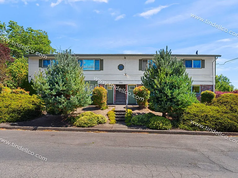 8442 SE 23rd Ave — Photo 1