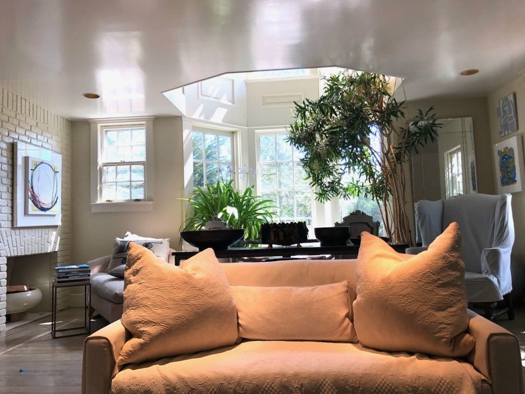 living room looking at alcove