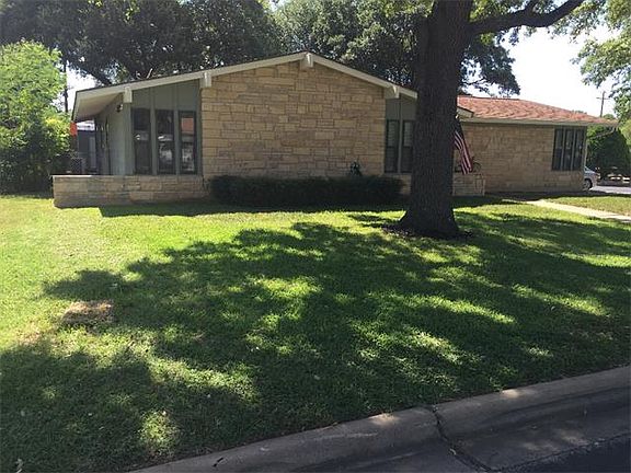 2nd image of 4900 Creekline Dr