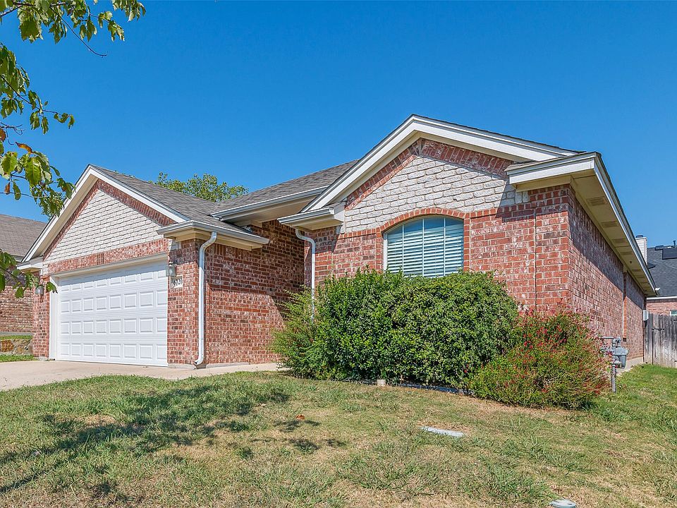 1st image of 6720 Chalk River Dr