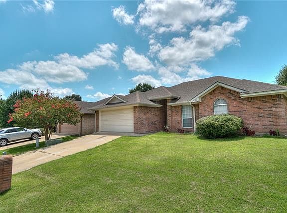 4th image of 354 River Oaks Ln