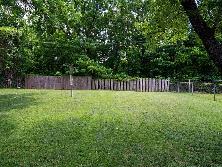4907 N Fremont Ave — Photo 24