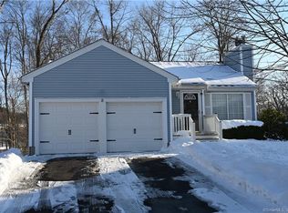 8 Russo Ter, New Haven, CT 06513