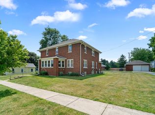225 N Hickory St, Waterman, IL 60556