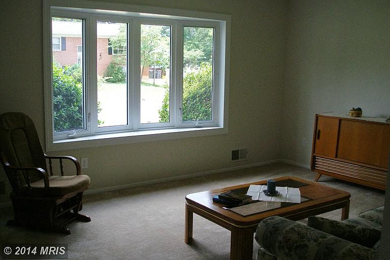 1st image of 4210 Newport Dr