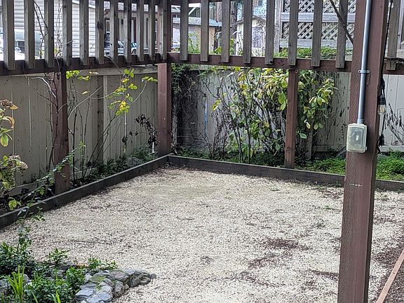 5th image of 14981 Foothill Blvd #B