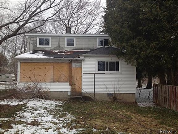 3rd image of 15756 Iliad St