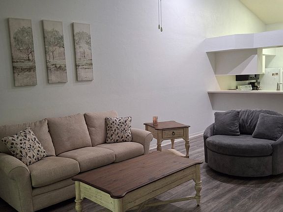 5th image of 4700 SW Archer Rd APT 32