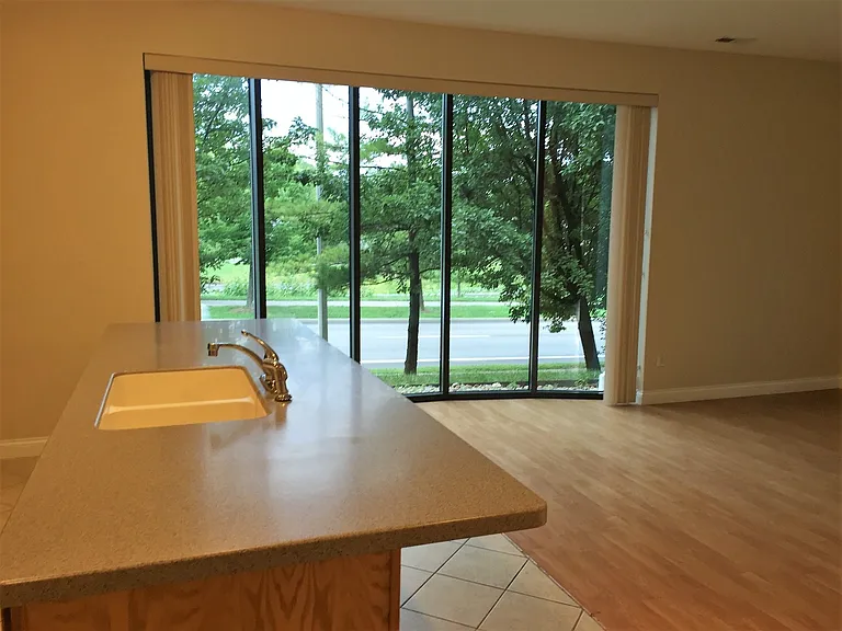 Waterview Apartments — Photo 16