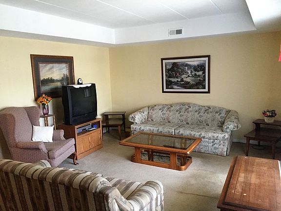 2nd image of 10430 S Keating Ave APT B4