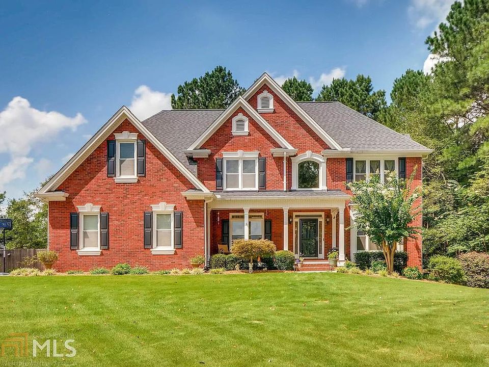 2nd image of 1405 Daley Ridge Ct