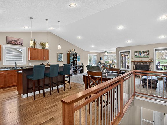 5th image of 800 Hartz Ct #800