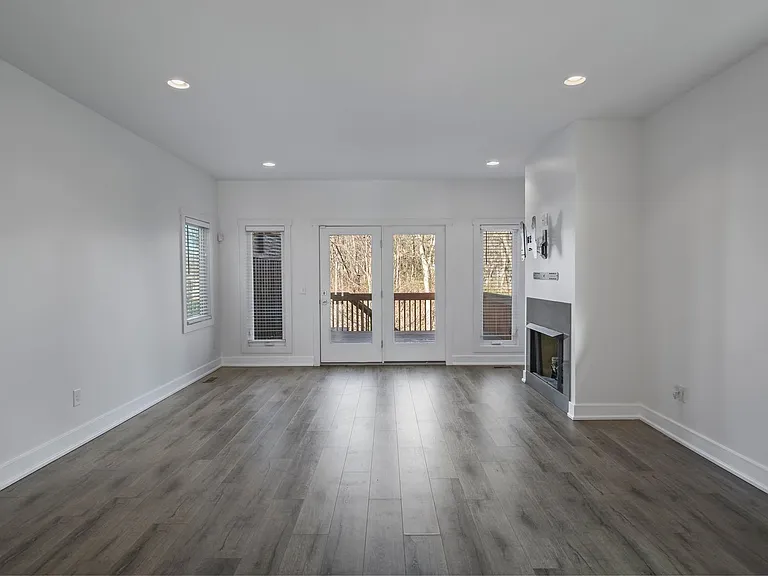 1811 Cahal Ave — Photo 4