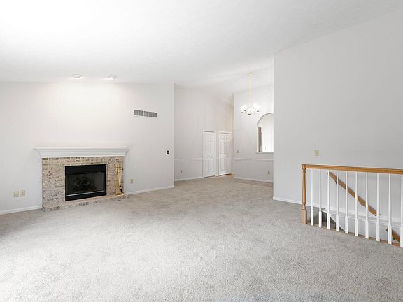 4th image of 4117 Cherry Pointe Dr