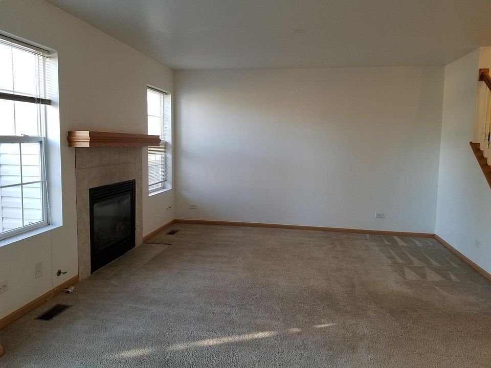 1st image of 2487 Stoughton Cir