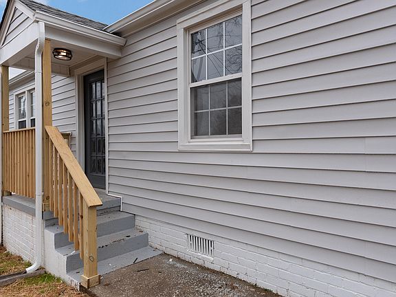 3rd image of 3414 Feathers St