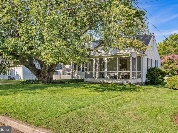431 Valley View Rd, Media, PA 19063